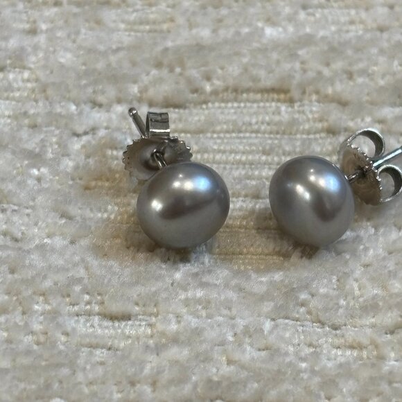 Honora Grey Pearl Earrings - Picture 2 of 13